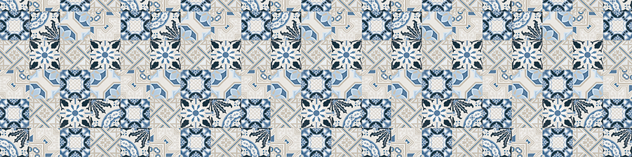 Een ingewikkeld blauw en crème decoratief tegelpatroon met herhalende geometrische en bloemmotieven, perfect voor een verfijnde website achtergrond of banner.