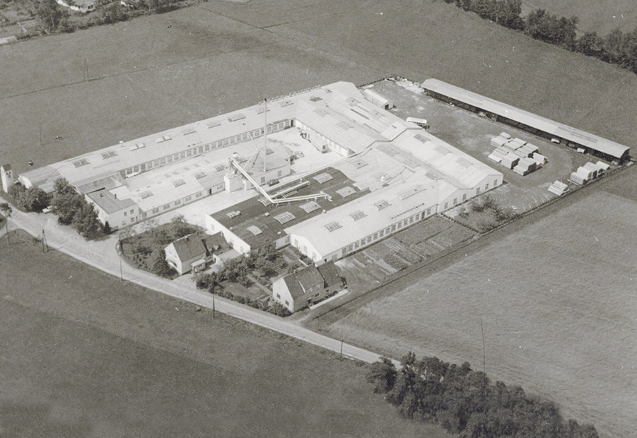 1967: nobilia plant aerial photo