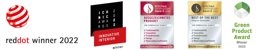 Auszeichnungen präsentieren, die die Red Dot-Gewinner, die Kitchen Innovation und die Green Product Awards für außergewöhnliches Design und Innovation in einem Website-Banner hervorheben.