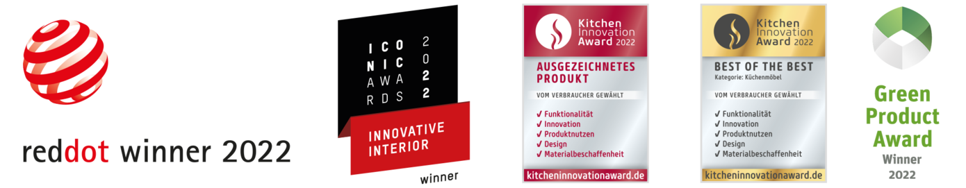 Auszeichnungen präsentieren, die die Red Dot-Gewinner, die Kitchen Innovation und die Green Product Awards für außergewöhnliches Design und Innovation in einem Website-Banner hervorheben.